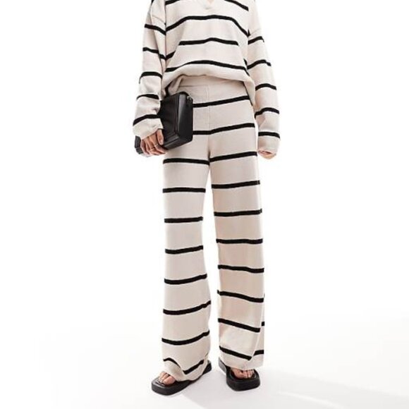 ASOS Design Knitted Pants in Textured Yarn in Stripe - Picture 2 of 5